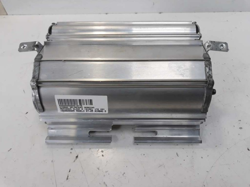 Recambio de airbag delantero derecho para mercedes-benz clase a (w168) 170 cdi (168.009) referencia OEM IAM 1688600805  