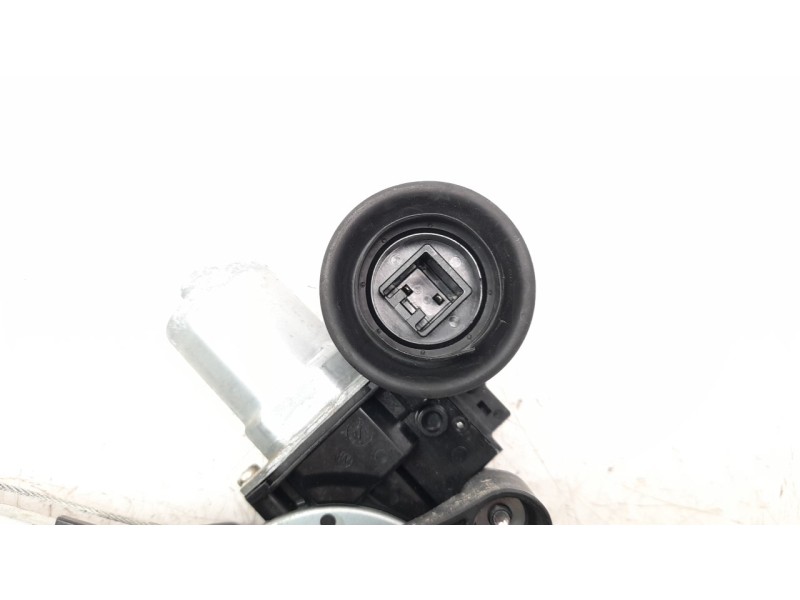Recambio de elevalunas trasero izquierdo para mazda 3 sedán (bp) referencia OEM IAM BCJH73590A  