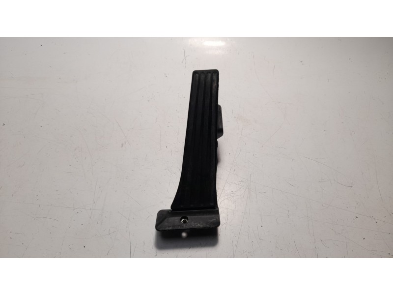Recambio de potenciometro pedal para bmw serie 1 lim. (f20) 1.6 turbodiesel referencia OEM IAM 35426853176  