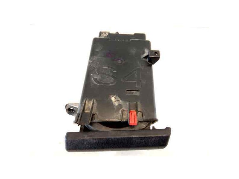 Recambio de moldura para toyota hilux (kun) double cab 4x4 referencia OEM IAM 66995KK040  