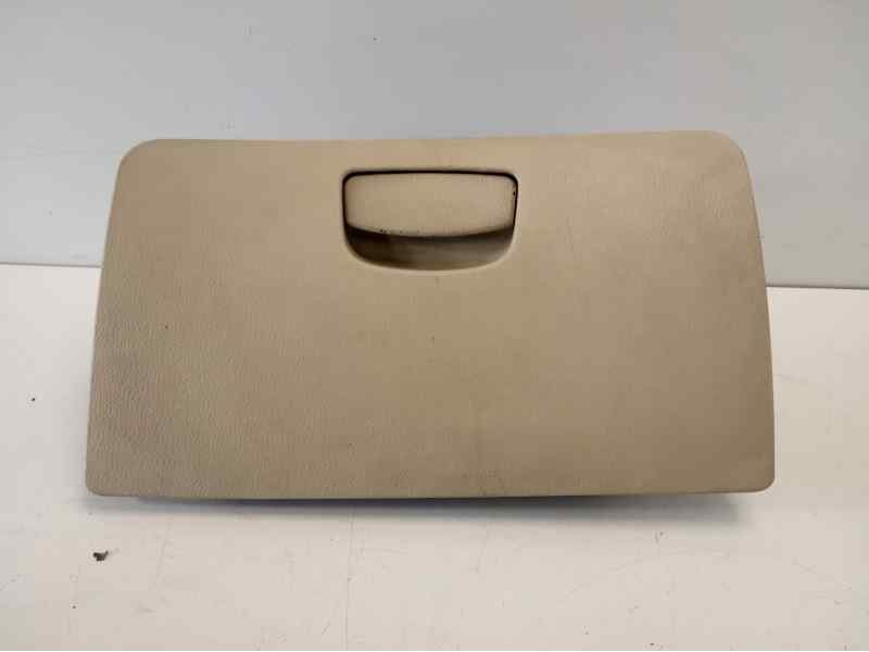 Recambio de guantera para ssangyong rexton w limited 4wd referencia OEM IAM 7772008000  