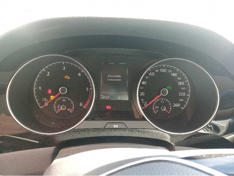 volkswagen golf vii sportsvan del año 2015