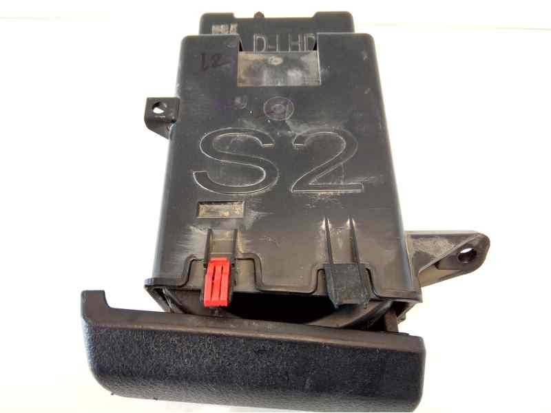 Recambio de moldura para toyota hilux (kun) double cab 4x4 referencia OEM IAM 66995KK020  