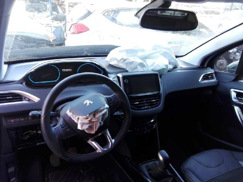 peugeot 2008 (--.2013) del año 2015