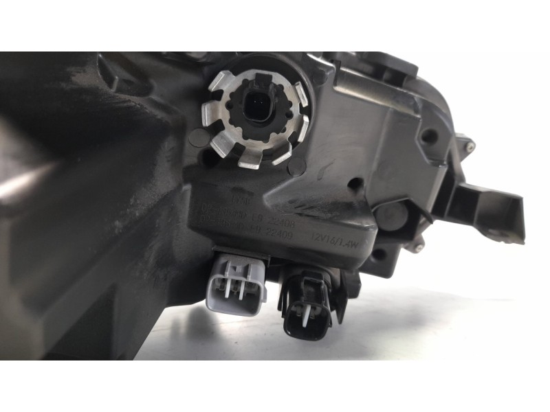 Recambio de faro izquierdo para toyota corolla (e21) referencia OEM IAM 8115002T50  