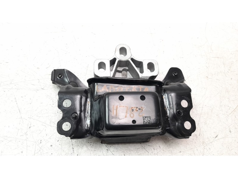 Recambio de soporte motor izquierdo para seat ateca (khp) fr referencia OEM IAM 5Q0199555AD  