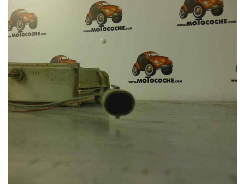 Recambio de faro antiniebla izquierdo para chrysler voyager (gs) 2.5 turbodiesel referencia OEM IAM 4676539 DG0034414 13210171