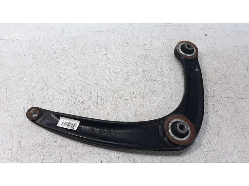 Recambio de brazo suspension inferior delantero derecho para citroen c4 lim. live edition referencia OEM IAM 7A7Q01  