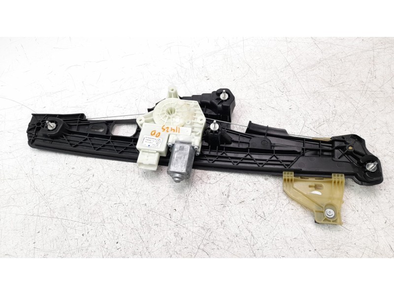 Recambio de elevalunas delantero derecho para renault captur ii 1.0 tce referencia OEM IAM 807203293R  