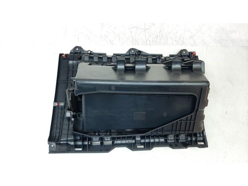 Recambio de guantera para toyota corolla (e21) referencia OEM IAM 5555002540  