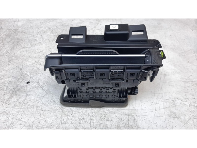 Recambio de aireador izquierdo para jeep compass ii 1.6 m-jet cat referencia OEM IAM 6WK75TRMA  
