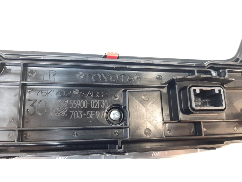 Recambio de mando climatizador para toyota corolla (e21) referencia OEM IAM 5590002F30  