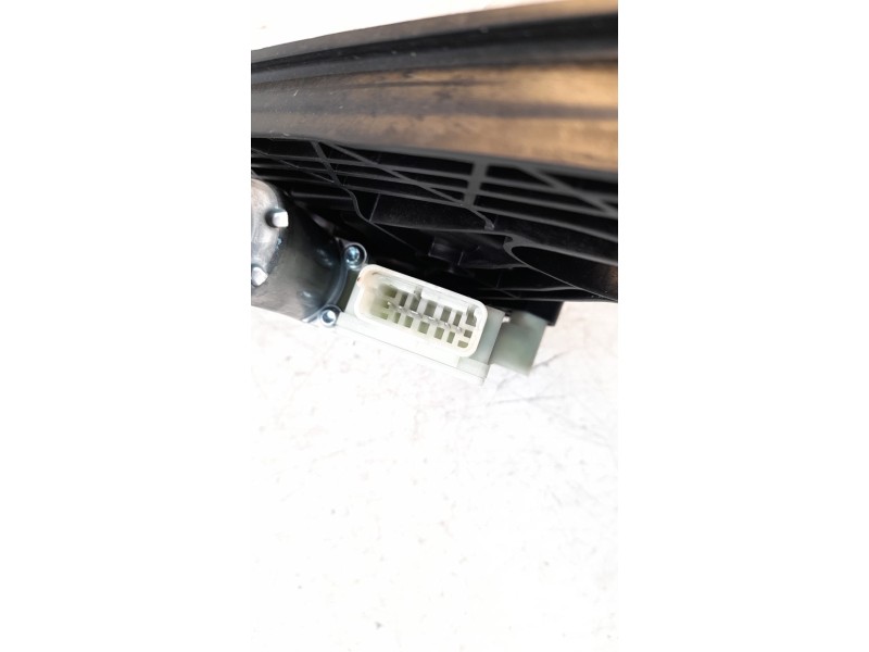 Recambio de elevalunas trasero derecho para renault captur ii 1.0 tce referencia OEM IAM 827209371R  