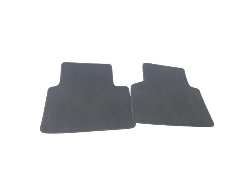 Recambio de juego alfombrillas para mazda 3 sedán (bp) referencia OEM IAM BDELV0320A  