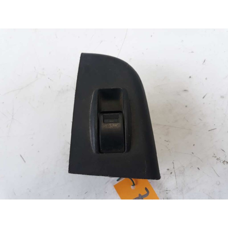 Recambio de mando elevalunas trasero izquierdo para honda accord berlina (cg7-9/ch1-7) 1.8 16v cat referencia OEM IAM   