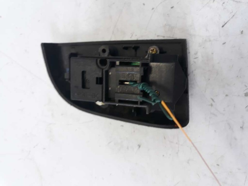 Recambio de mando elevalunas trasero izquierdo para honda accord berlina (cg7-9/ch1-7) 1.8 16v cat referencia OEM IAM   