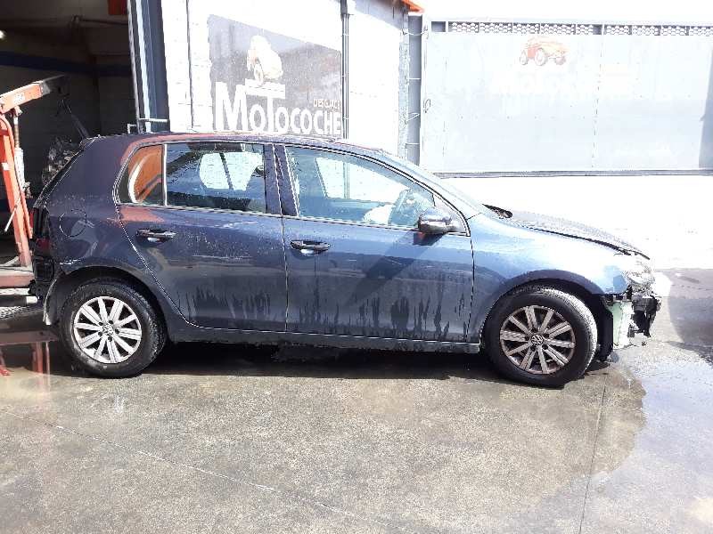 volkswagen golf vi (5k1) del año 2010