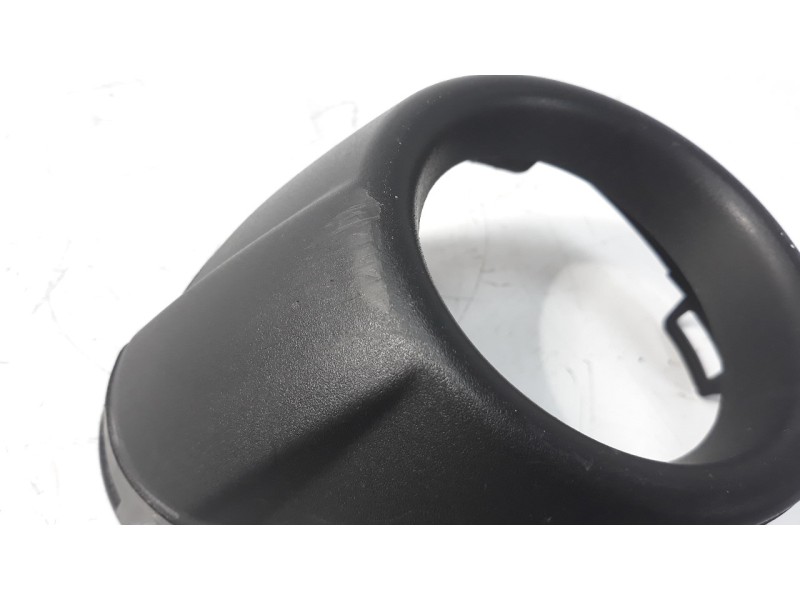 Recambio de molduras delanteras para ford focus lim. 1.6 tdci cat referencia OEM IAM BM5119953A 107105018 FD4281232
