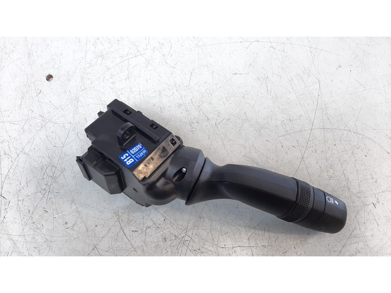 Recambio de mando intermitentes para toyota corolla (e21) referencia OEM IAM 02D7017J910  