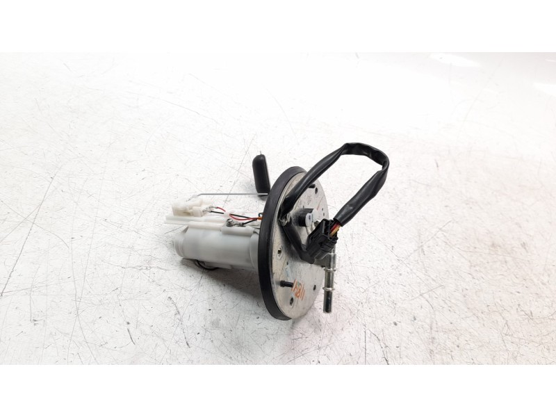 Recambio de bomba combustible para honda cbr 650r cbr 650r referencia OEM IAM 16700MKND52  