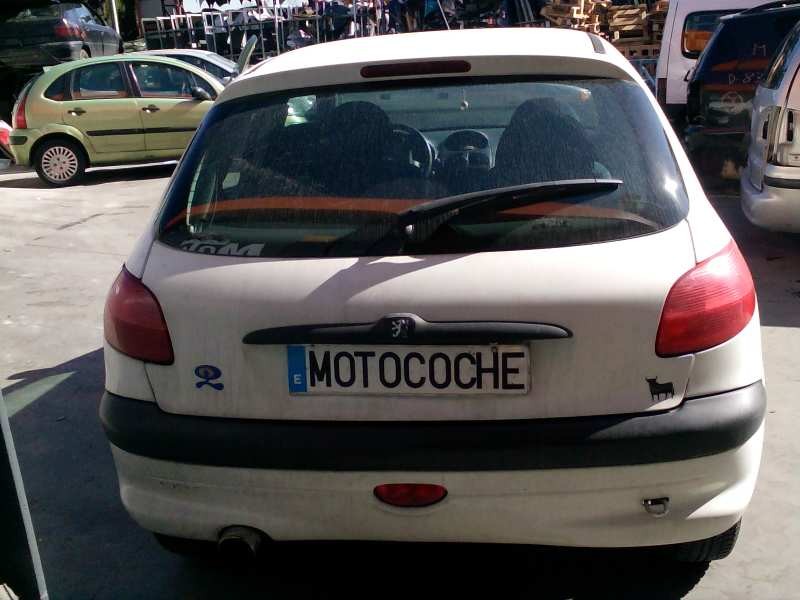 peugeot 206 berlina del año 1998