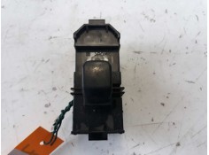 MANDO ELEVALUNAS DELANTERO DERECHO 