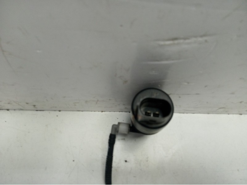 Recambio de bomba limpia para bmw x5 (e70) 3.0d referencia OEM IAM 693416001 3095102 10833217