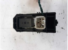 Recambio de mando elevalunas trasero izquierdo para toyota lexus is 200 (gxe10) 2.0 cat referencia OEM IAM    2