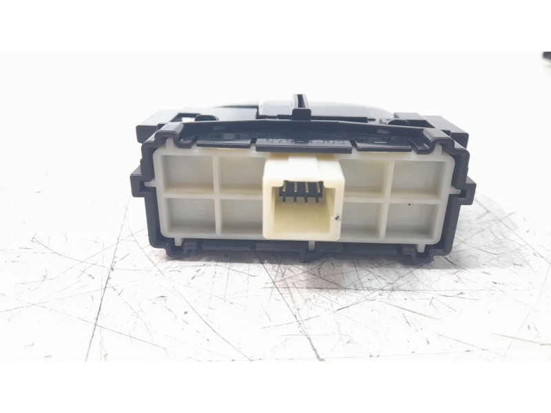 Recambio de interruptor para toyota corolla (e21) referencia OEM IAM 75L678  