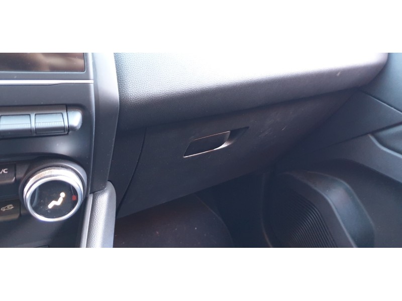 Recambio de guantera para renault captur ii 1.0 tce referencia OEM IAM 682522488R  