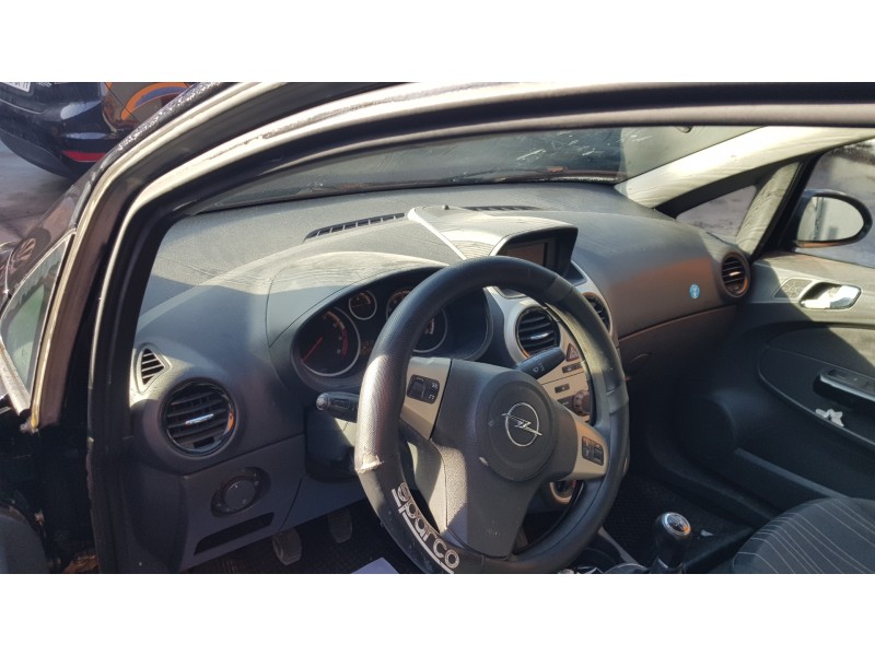 opel corsa d del año 2008