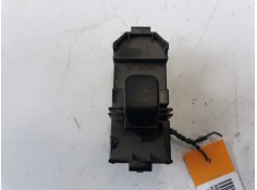 Recambio de mando elevalunas trasero derecho para toyota lexus is 200 (gxe10) 2.0 cat referencia OEM IAM   