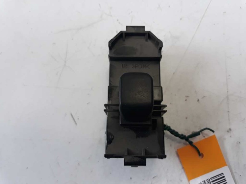 Recambio de mando elevalunas trasero derecho para toyota lexus is 200 (gxe10) 2.0 cat referencia OEM IAM   
