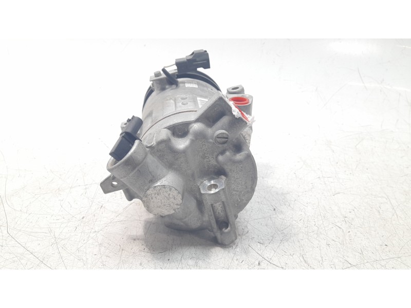 Recambio de compresor aire acondicionado para jeep compass (m7) longitude fwd referencia OEM IAM 4472500801  