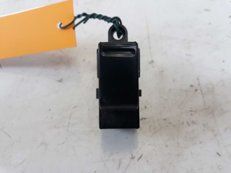 Recambio de mando elevalunas delantero derecho para nissan primera berlina (p12) visia referencia OEM IAM 25411AV600  