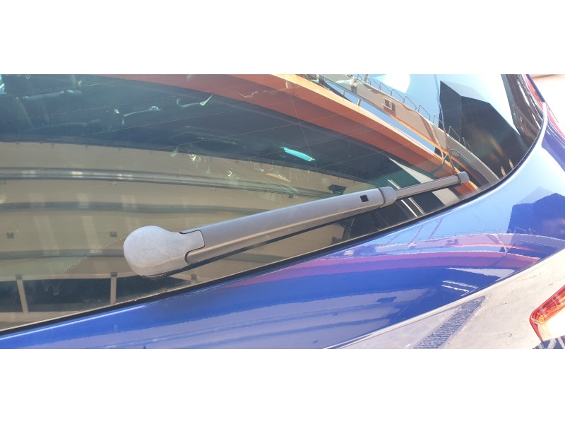 Recambio de brazo limpia trasero para seat arona 1.6 tdi referencia OEM IAM 6R6955707B  