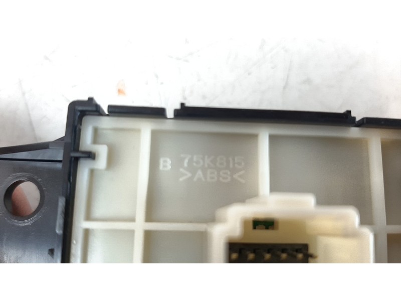 Recambio de palanca freno para toyota corolla (e21) referencia OEM IAM 8439002020  