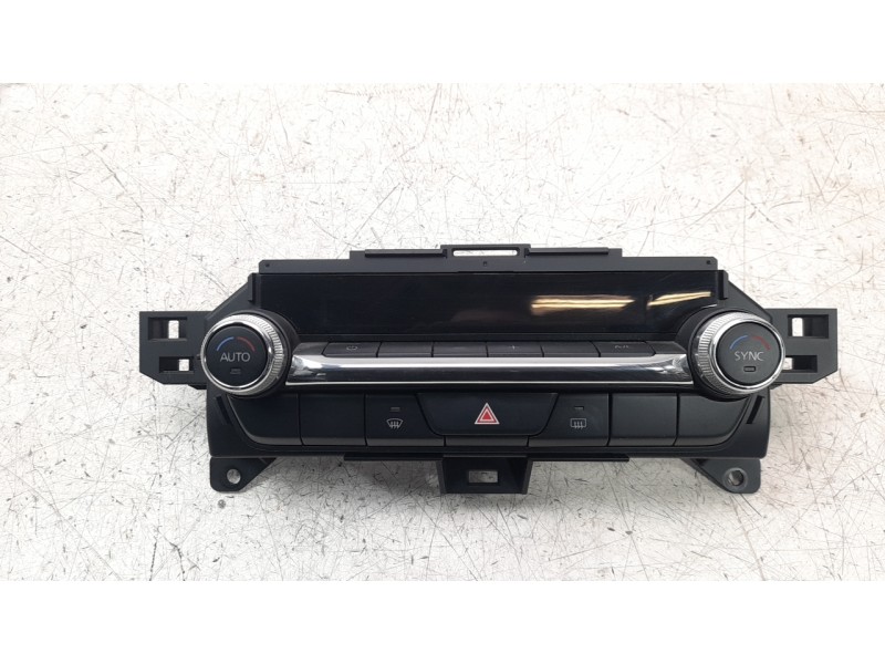 Recambio de mando climatizador para mazda 3 sedán (bp) referencia OEM IAM BDMC61190A  