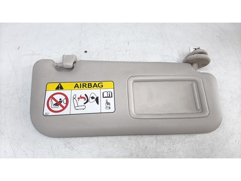 Recambio de parasol derecho para toyota corolla (e21) referencia OEM IAM 7431002L70C0  