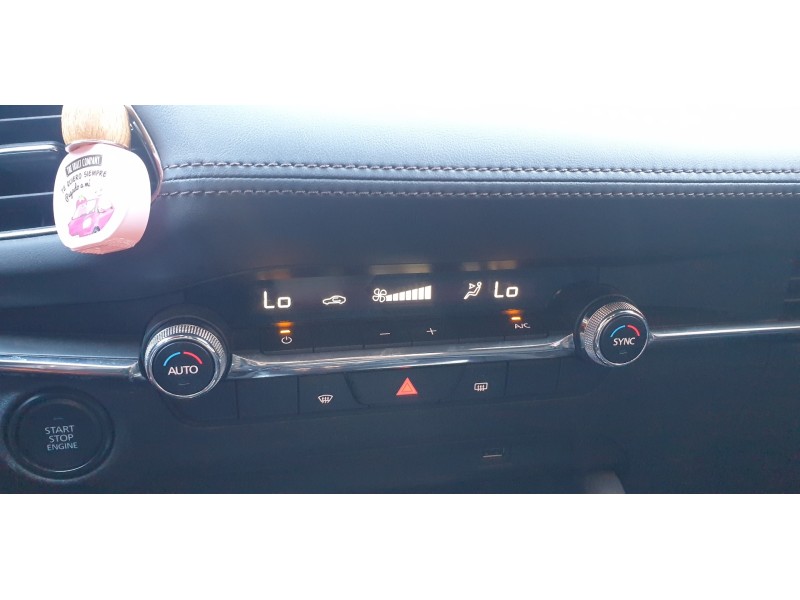 Recambio de mando climatizador para mazda 3 sedán (bp) referencia OEM IAM BDMC61190A  