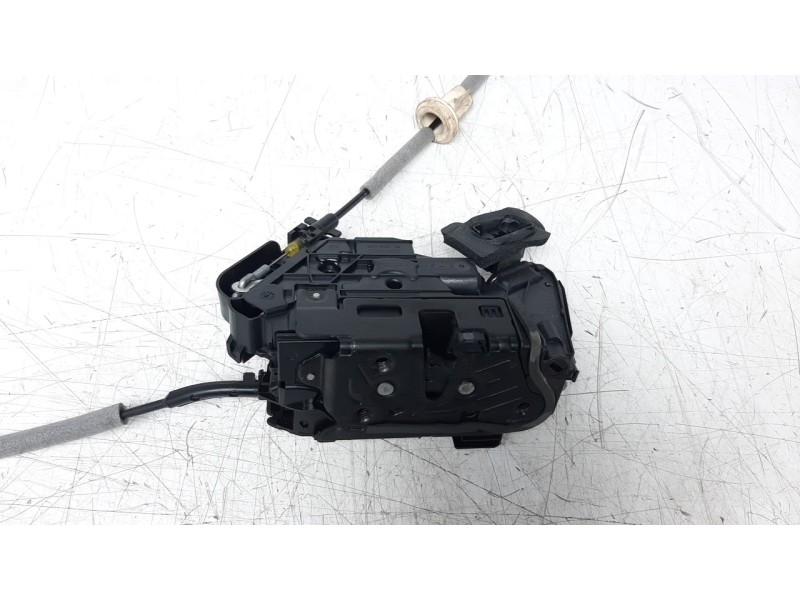 Recambio de cerradura puerta delantera derecha para seat arona 1.6 tdi referencia OEM IAM B6A5TB837016A  