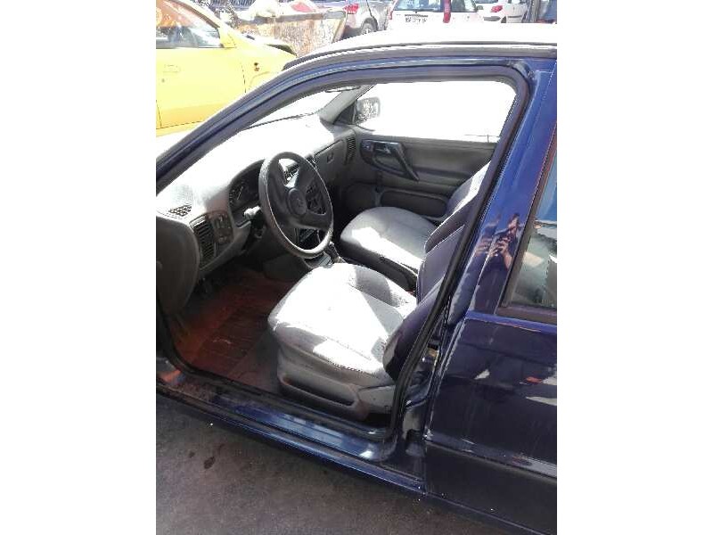 volkswagen polo berlina (6n1) del año 1995