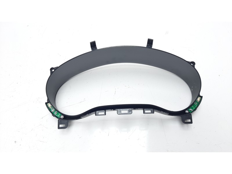 Recambio de moldura para mazda 3 berlina (bp) referencia OEM IAM BDGJ55130B02  