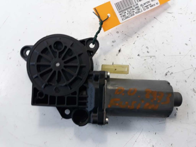 Recambio de motor elevalunas delantero derecho para ford fusion (cbk) elegance referencia OEM IAM 0130821939  