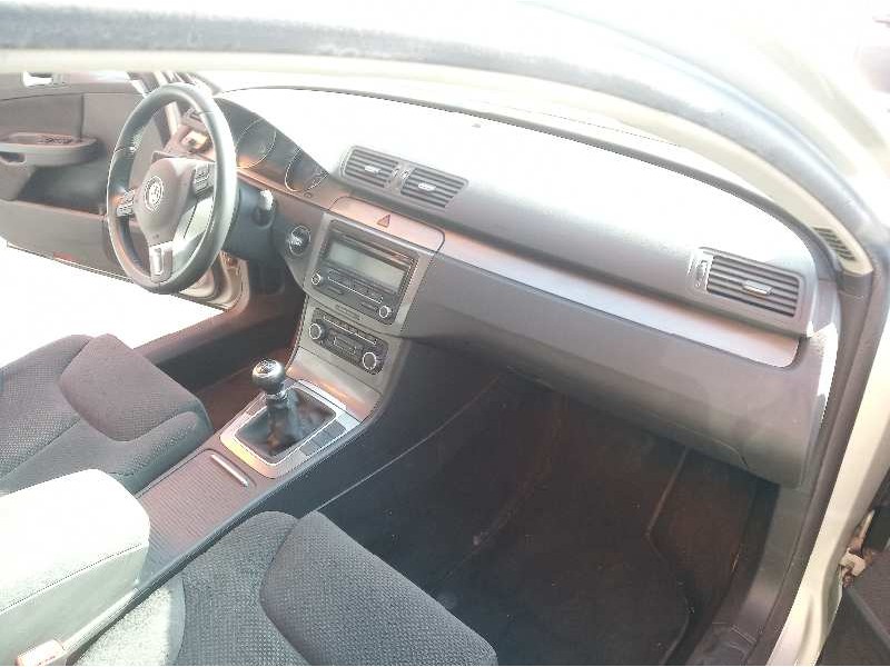 volkswagen passat berlina (3c2) del año 2010