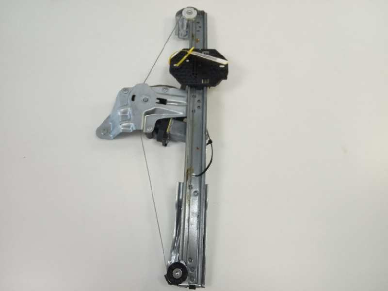 Recambio de elevalunas delantero derecho para dacia sandero ambiance referencia OEM IAM 807209299R  