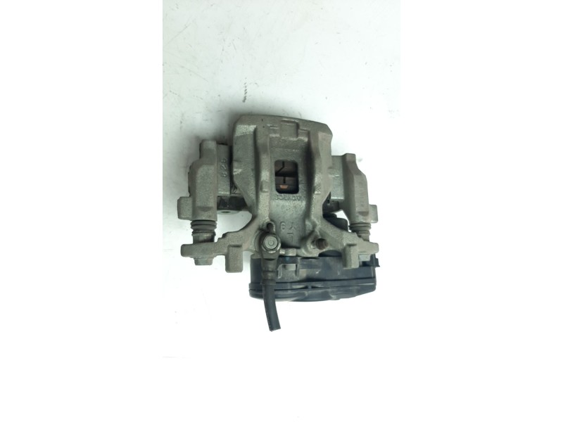 Recambio de pinza de freno trasera izquierda para toyota c-hr referencia OEM IAM 47850F4030  