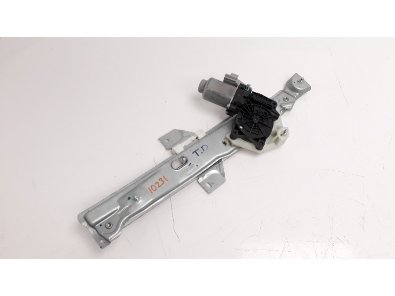 Recambio de elevalunas trasero derecho para ford ka+ ultimate referencia OEM IAM E3B5A27000  