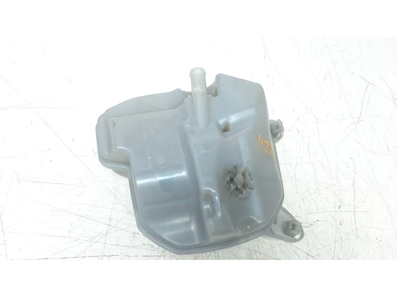 Recambio de deposito expansion para seat arona 1.6 tdi referencia OEM IAM 2Q0121407C  