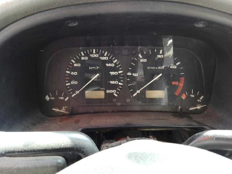 volkswagen polo berlina (6n1) del año 1995